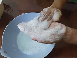 夏の皮膚が乾燥から守る、身近にできる４つのこと